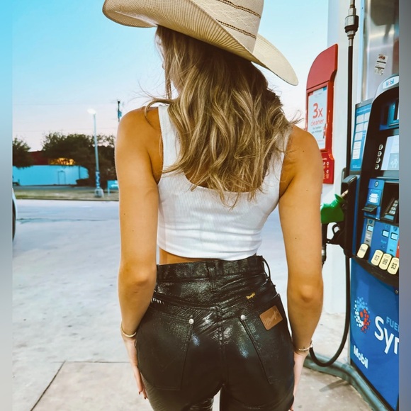 VTG WRANGLER Jeans Womens 27 Black Coated Denim Faux Leather High Rise Vinyl - Picture 4 of 15